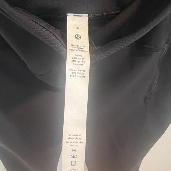 Lululemon Black Swift Speed High-Rise Crop 21" Size 4 - Picture 7 of 11